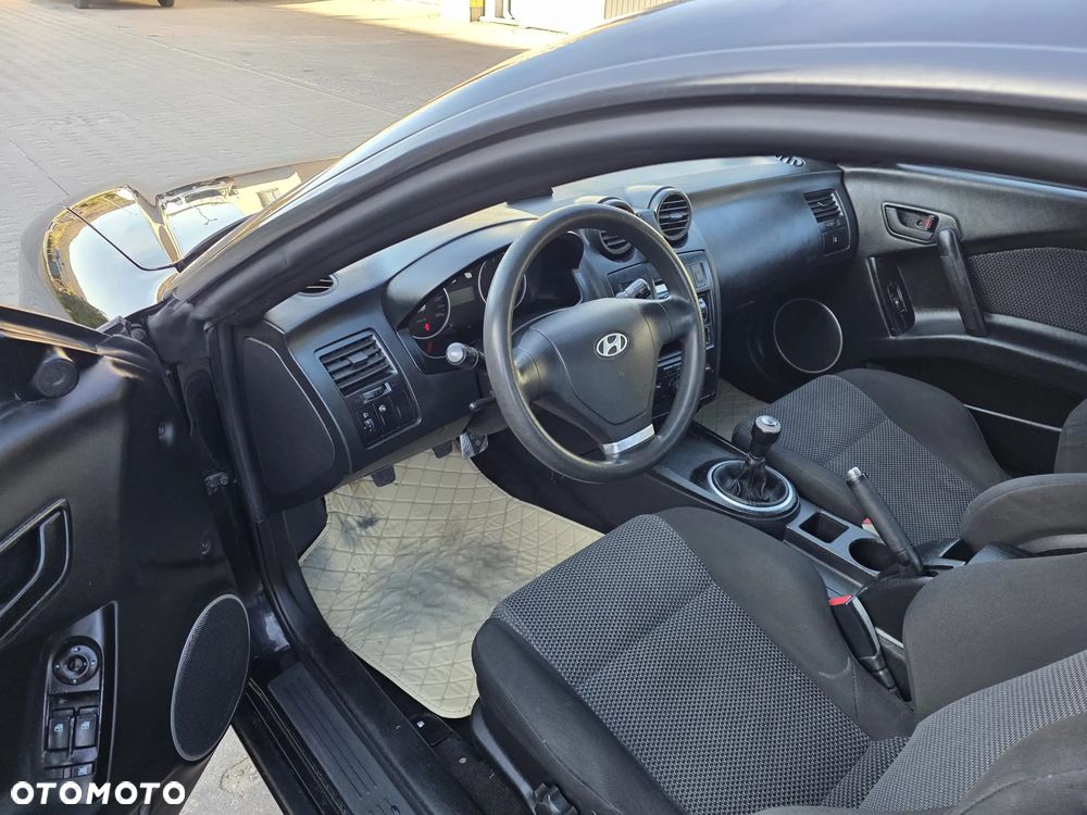 Hyundai Coupe 1.6 16V - 12