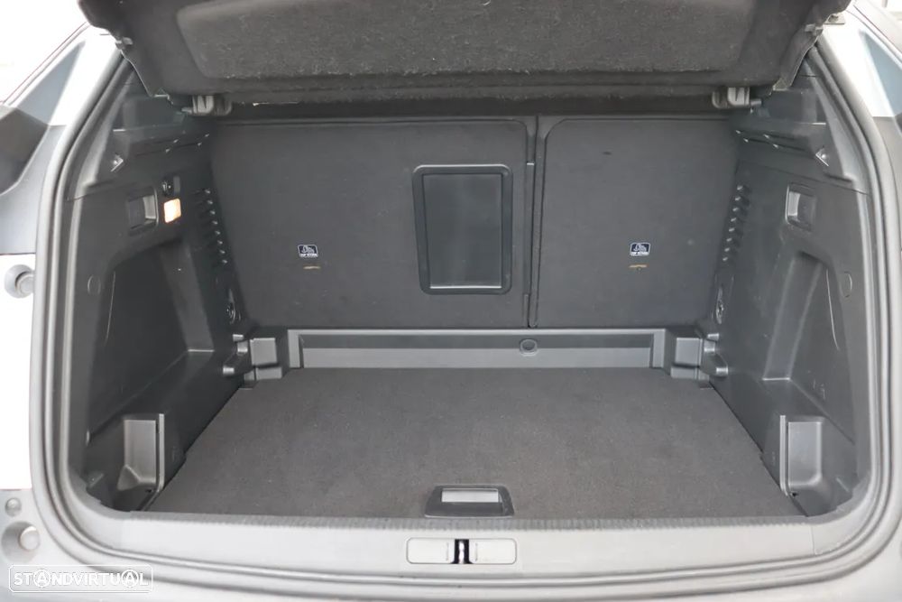 Peugeot 3008 PureTech 130 Stop & Start GPF EAT8 Active Business-Pack - 29