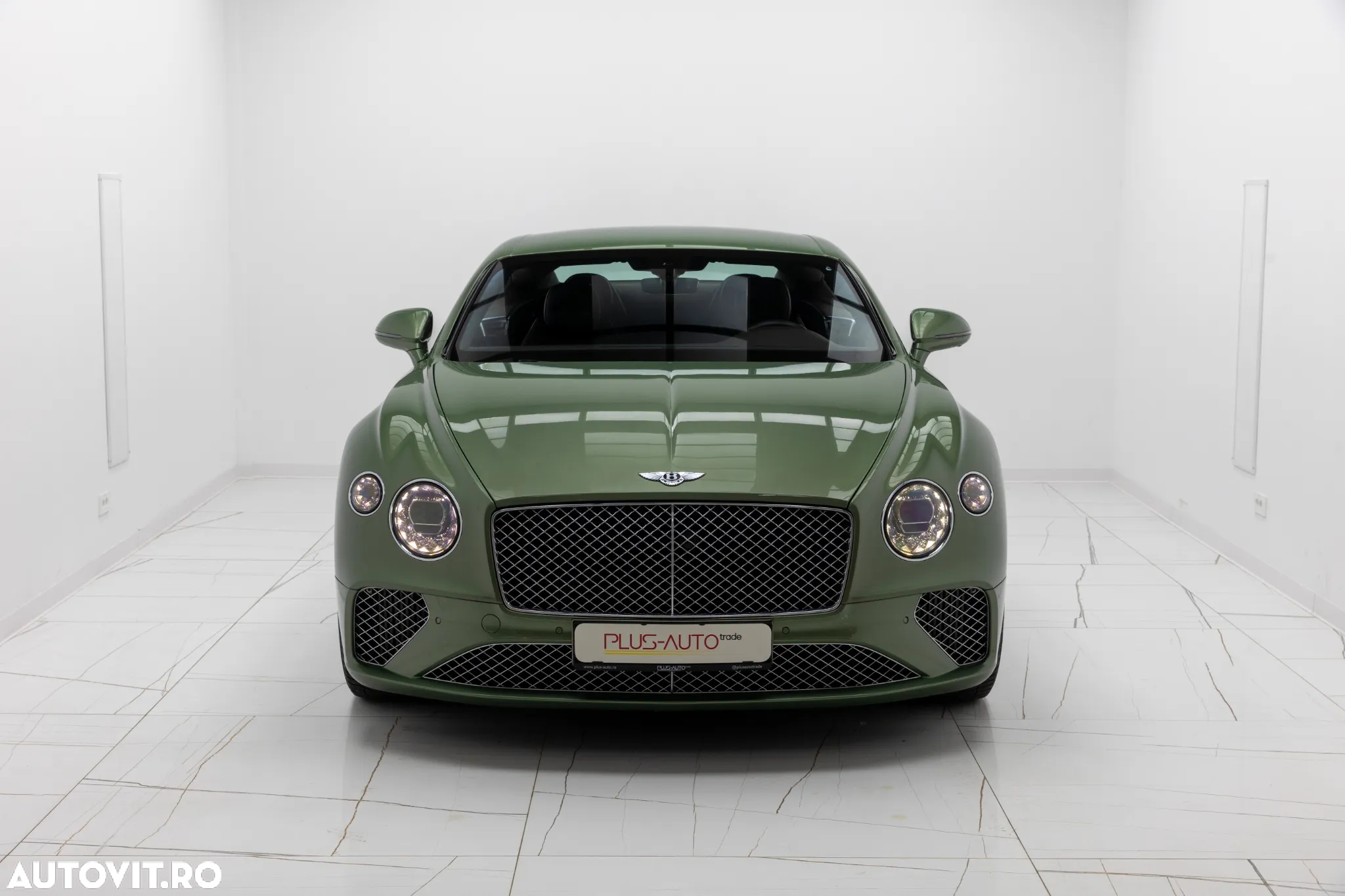 Bentley Continental New GT V8 - 3