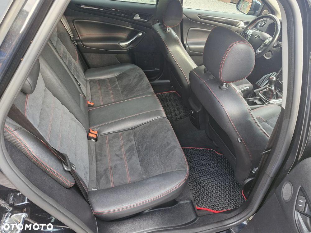 Ford Mondeo 2.0 TDCi Titanium S - 24