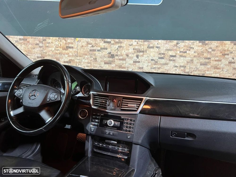 Mercedes-Benz E 350 - 12