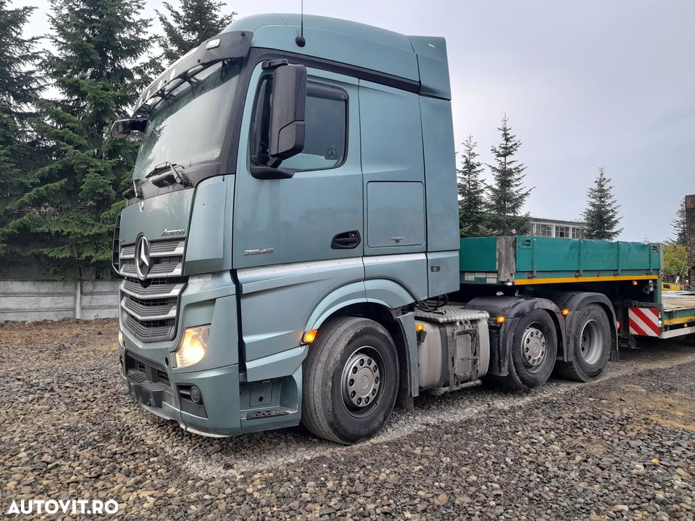 Mercedes-Benz 963-4-D - 1