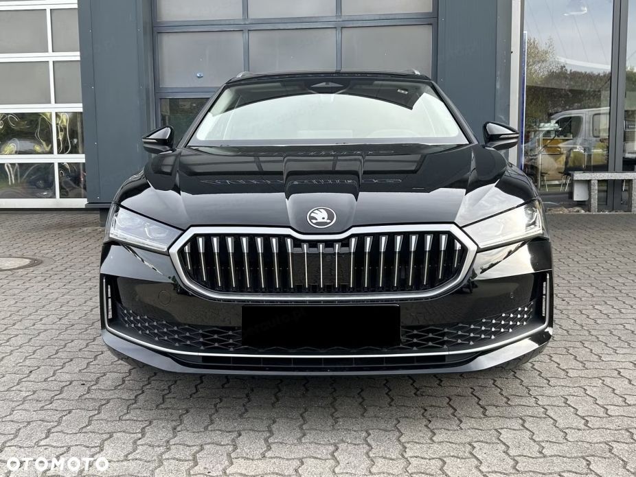 Skoda Superb 2.0 TDI SCR 4x4 L&K DSG - 2
