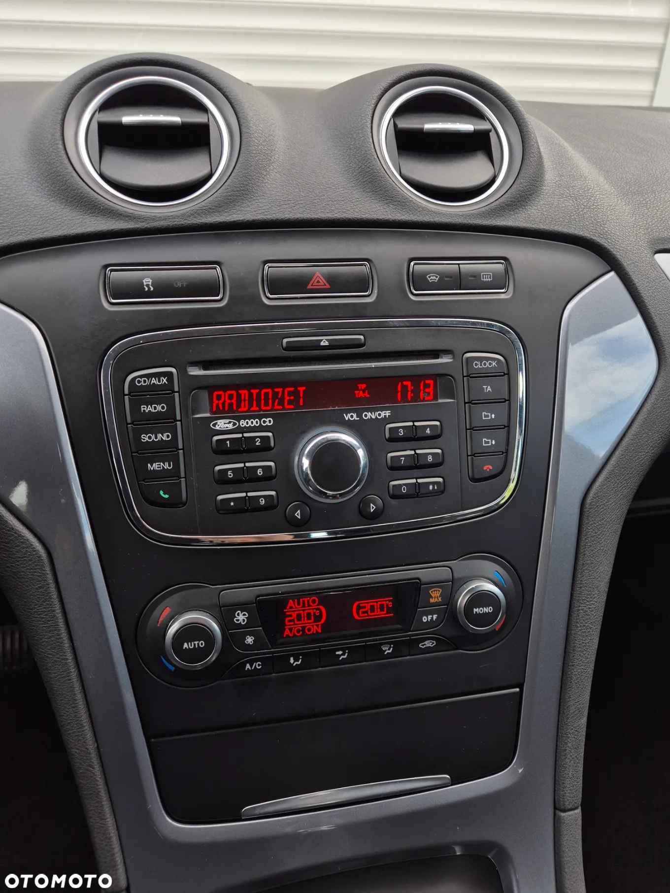Ford Mondeo 2.0 TDCI Cool & Sound - 6