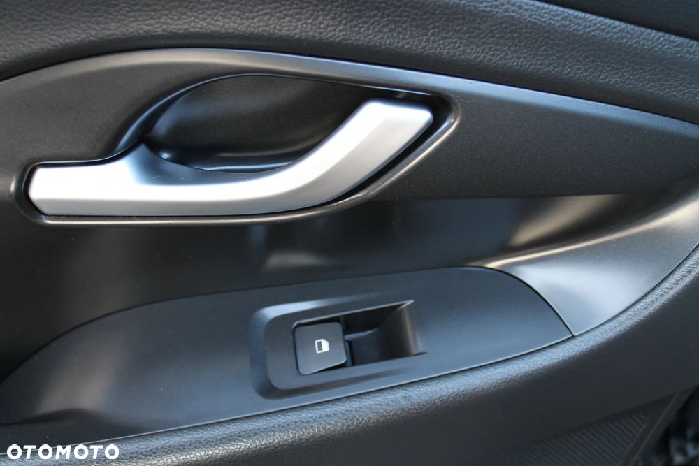 Hyundai i30 1.4 Passion Plus - 32