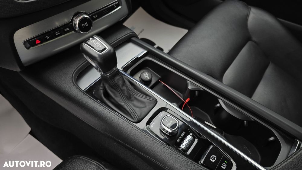 Volvo XC 90 D5 AWD Inscription - 17