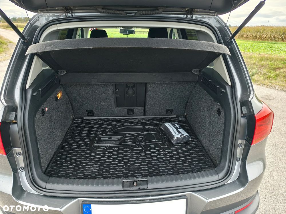 Volkswagen Tiguan - 9