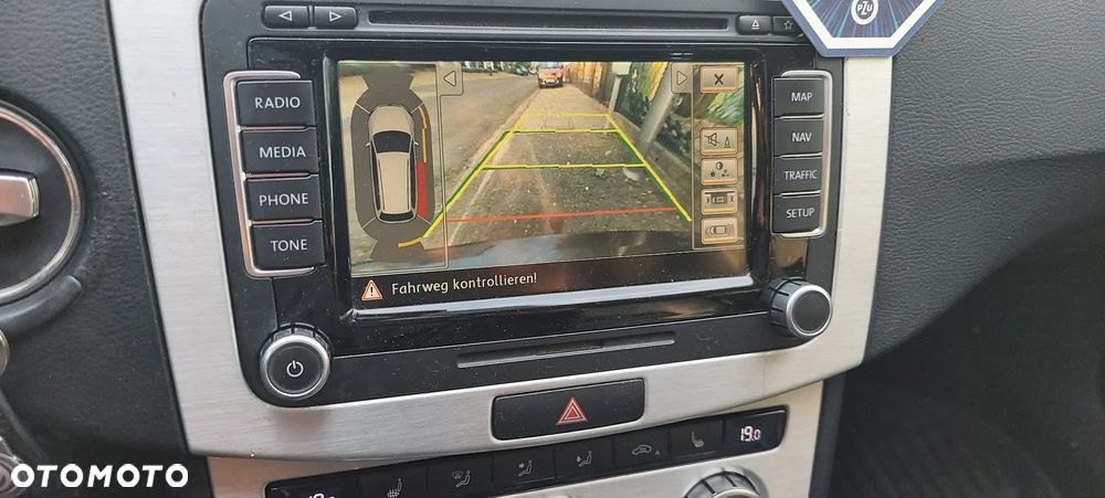 Volkswagen Passat 1.4 TSI BlueMotion Technology Comfortline - 20