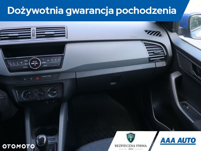 Skoda Fabia - 10