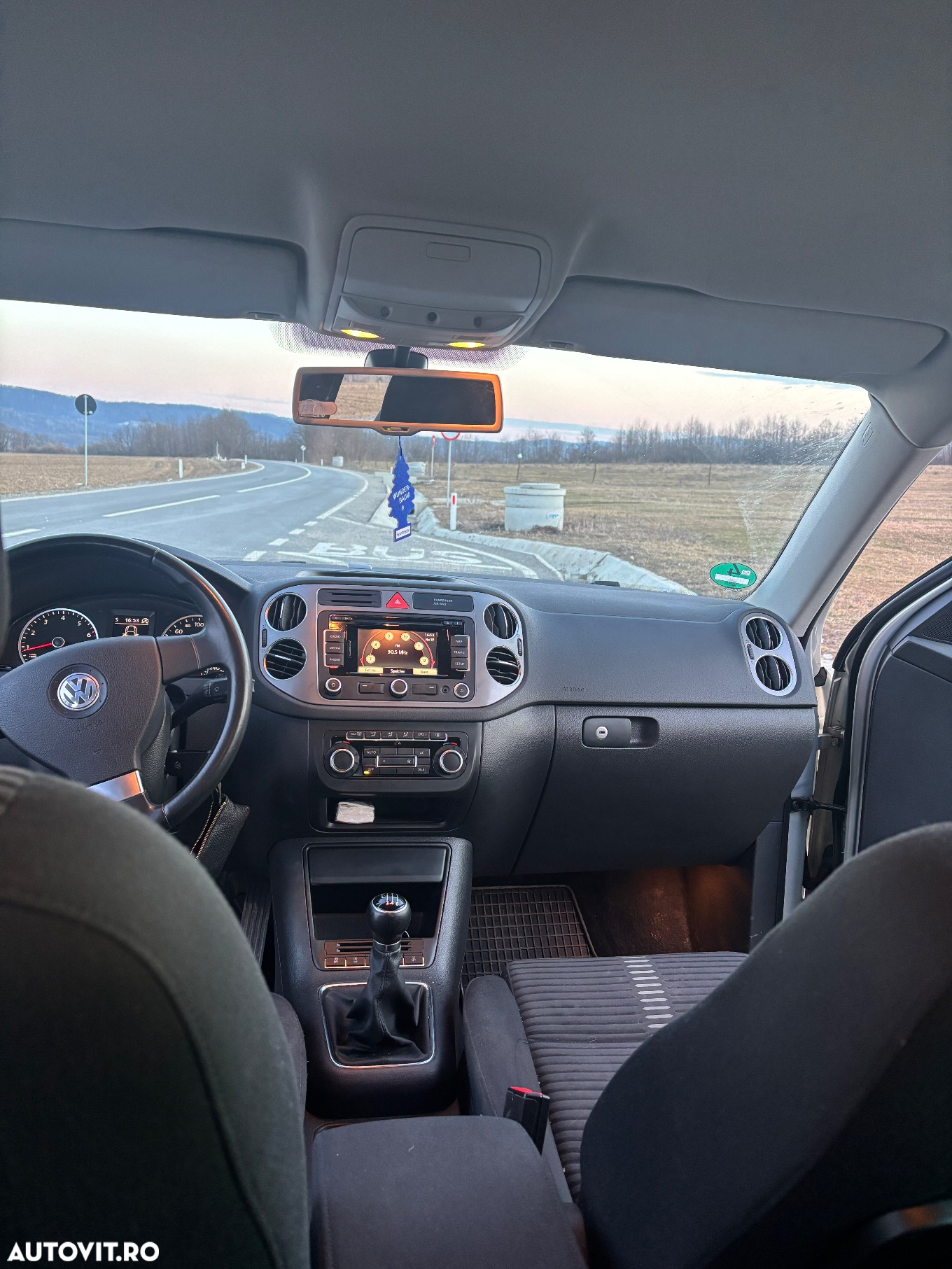 Volkswagen Tiguan 1.4 TSI 4Motion Trend&Fun - 10