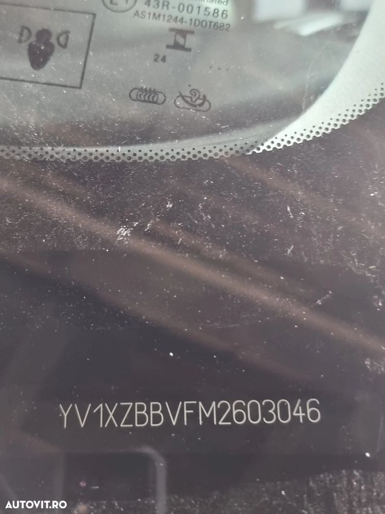 Volvo XC 40 - 1