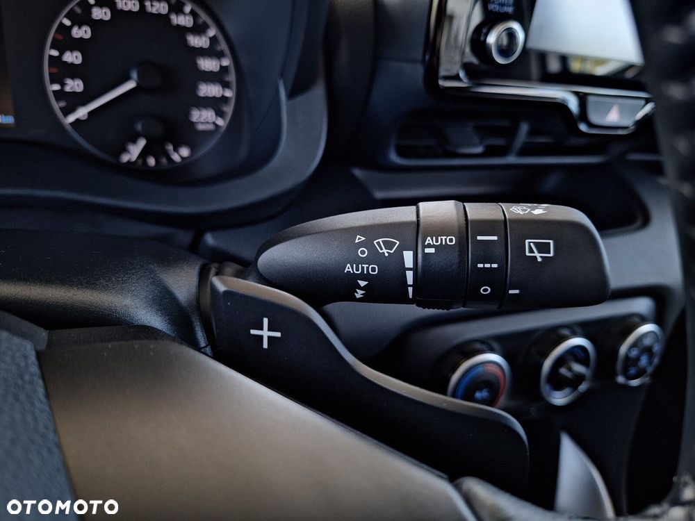 Toyota Yaris 1.5 Comfort CVT - 34