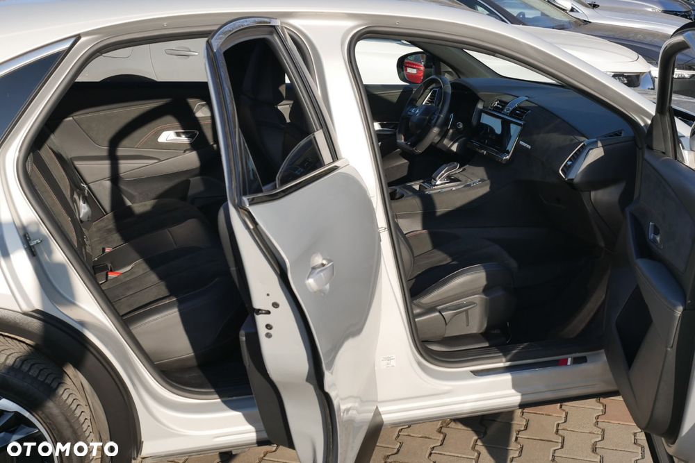 DS Automobiles DS 7 Crossback 1.6 E-Tense Performance Line + - 11