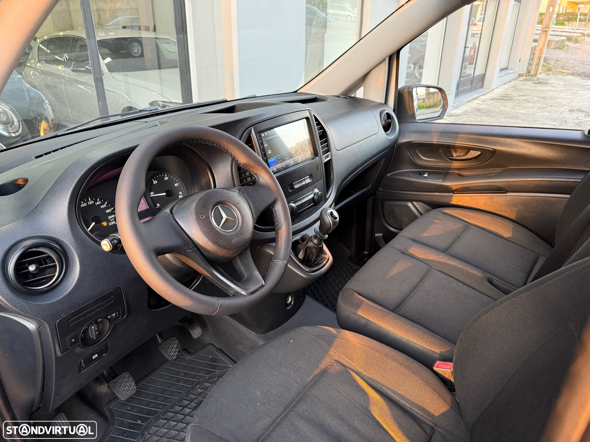 Mercedes-Benz Vito - 13