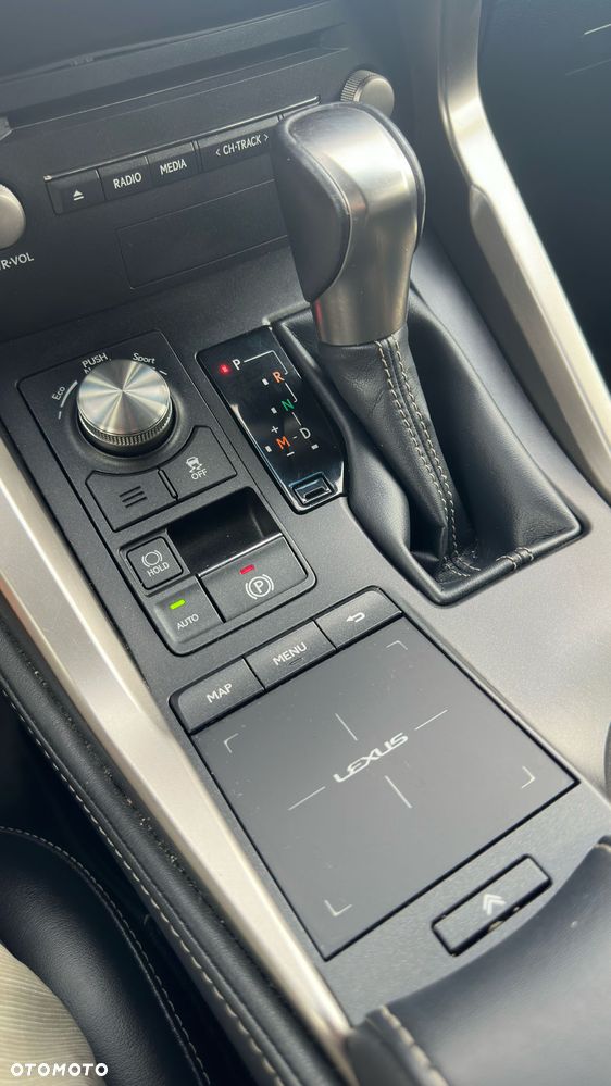 Lexus NX 300 Comfort AWD - 12