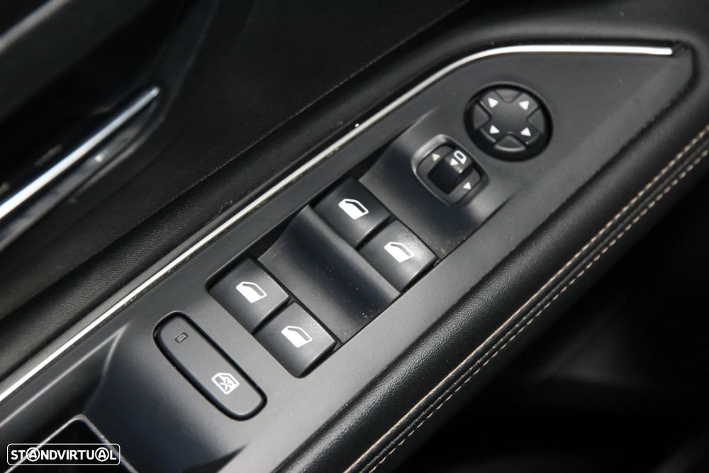 Peugeot 5008 1.5 BlueHDi GT Line EAT8 - 21