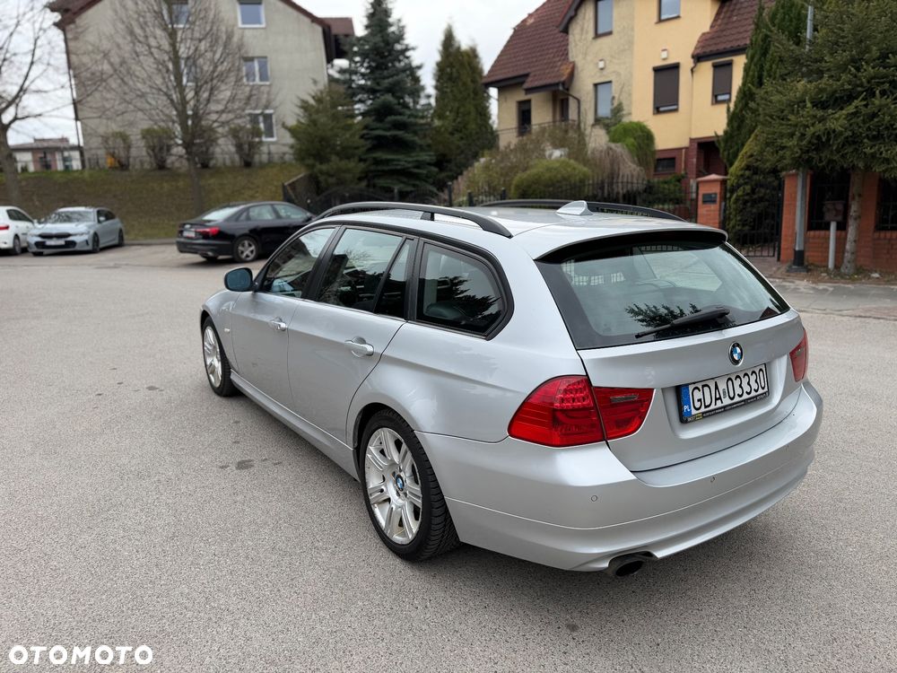 BMW Seria 3 320d Efficient Dynamics - 8