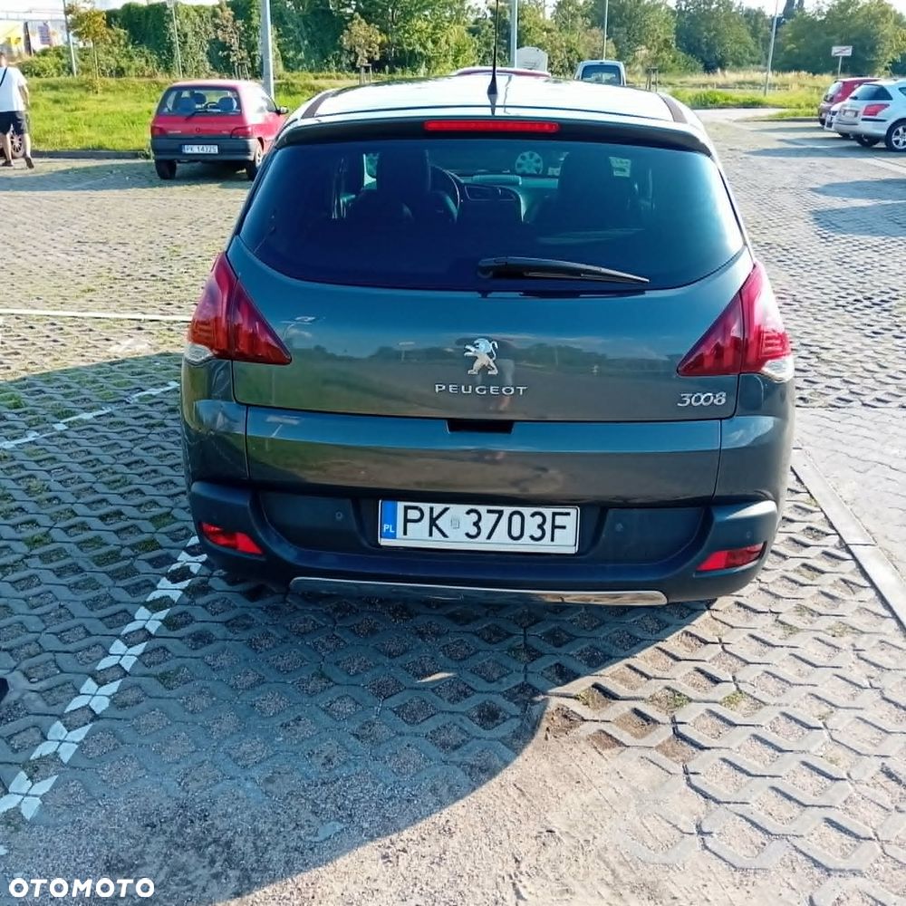 Peugeot 3008 HDi 115 Allure - 4