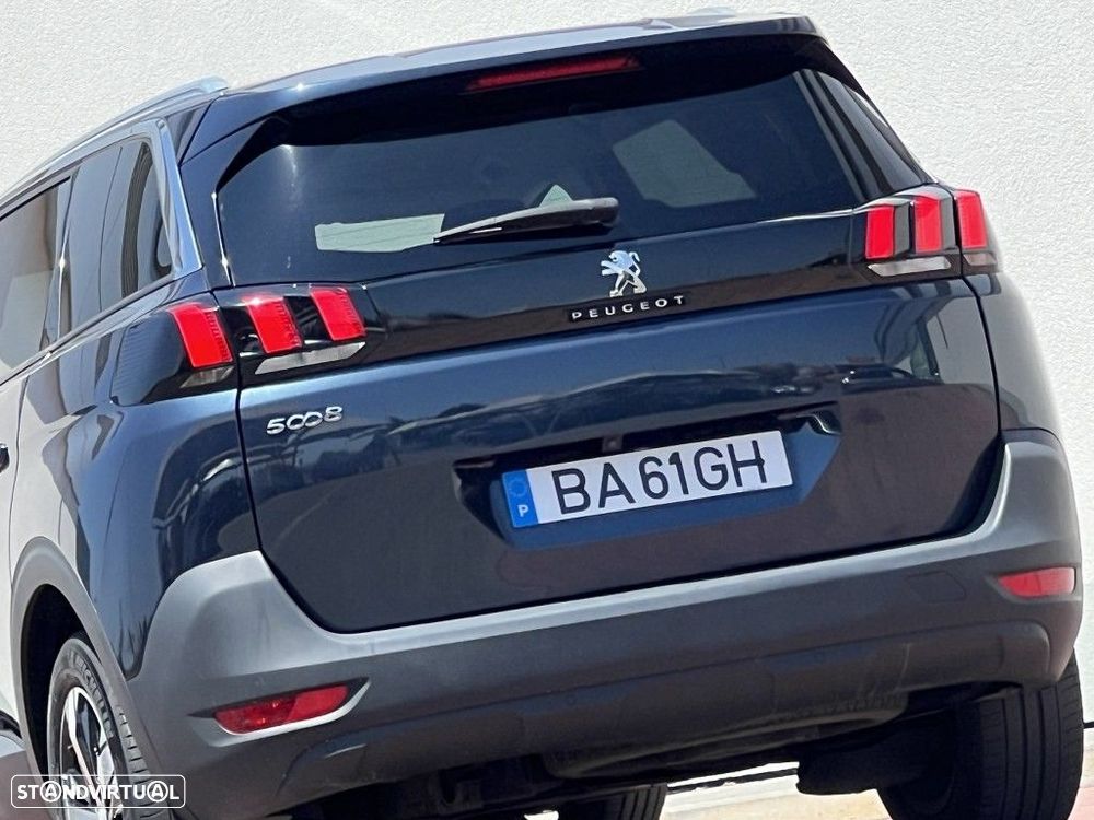 Peugeot 5008 1.6 HDi Allure J18 - 32