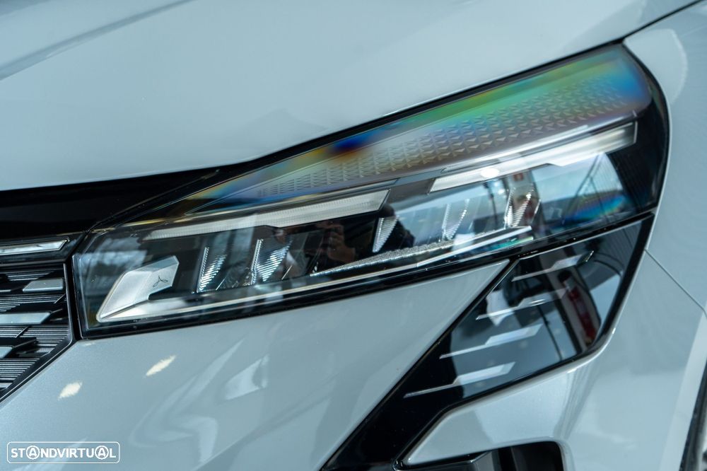 Renault Clio 1.0 TCe Techno Bi-Fuel - 17