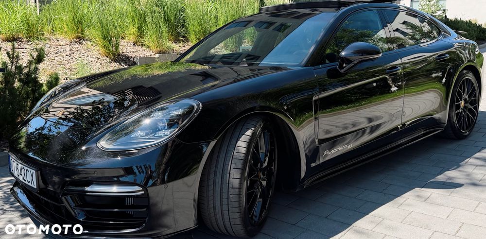 Porsche Panamera 4 E-Hybrid 10 Years Edition - 37
