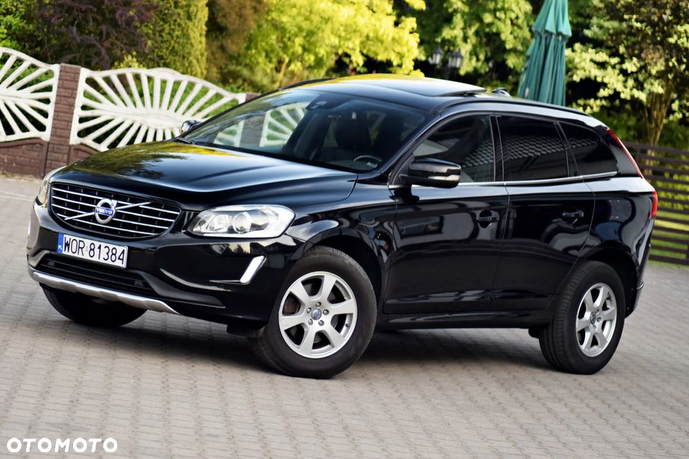 Volvo XC 60 D4 Drive-E Momentum - 4