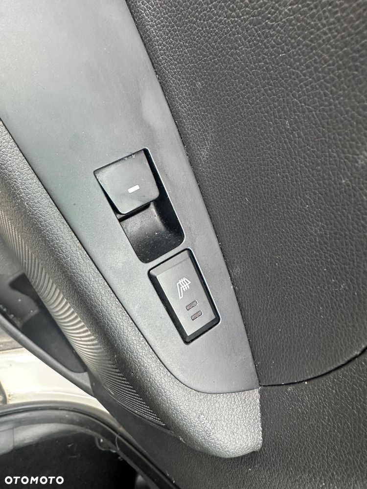 Hyundai Tucson 2.0 CRDi 4WD Automatik Style - 14