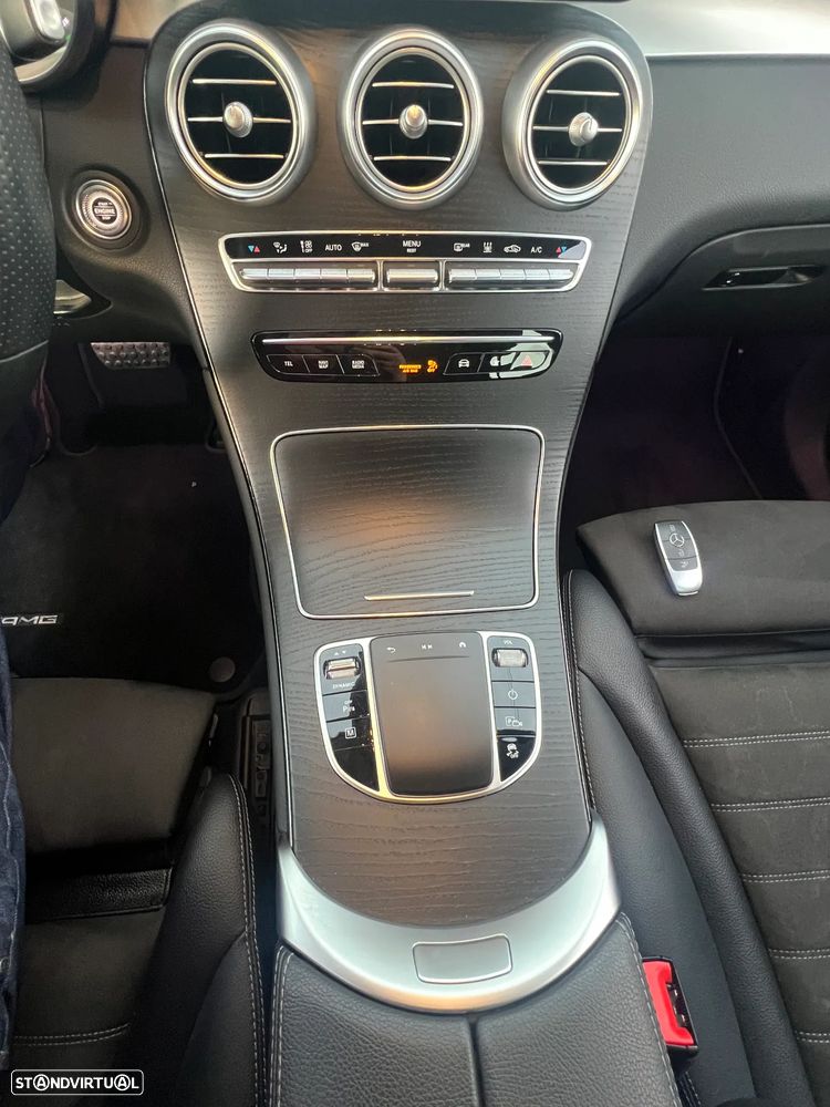 Mercedes-Benz GLC 300 de 4Matic 9G-TRONIC AMG Line - 30