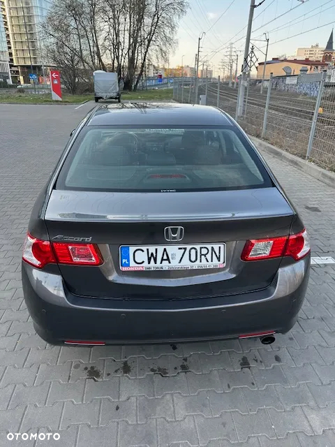 Honda Accord 2.0 Executive - 7