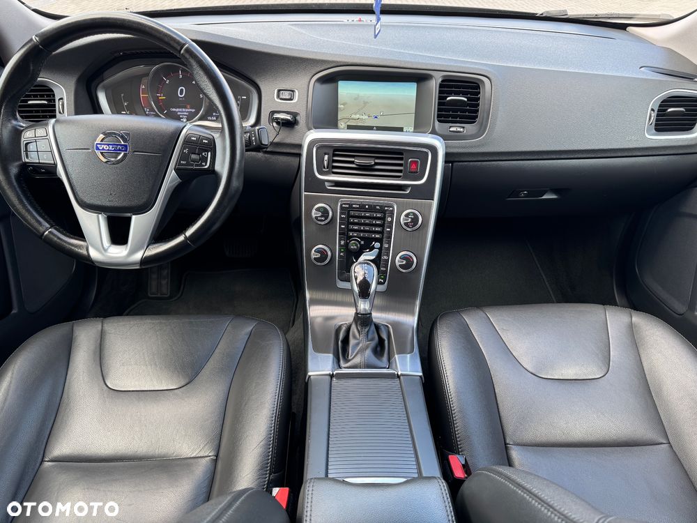 Volvo S60 D4 Geartronic Summum - 5