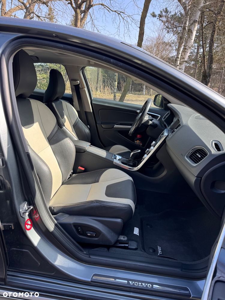 Volvo S60 2.5 T5 AWD - 12