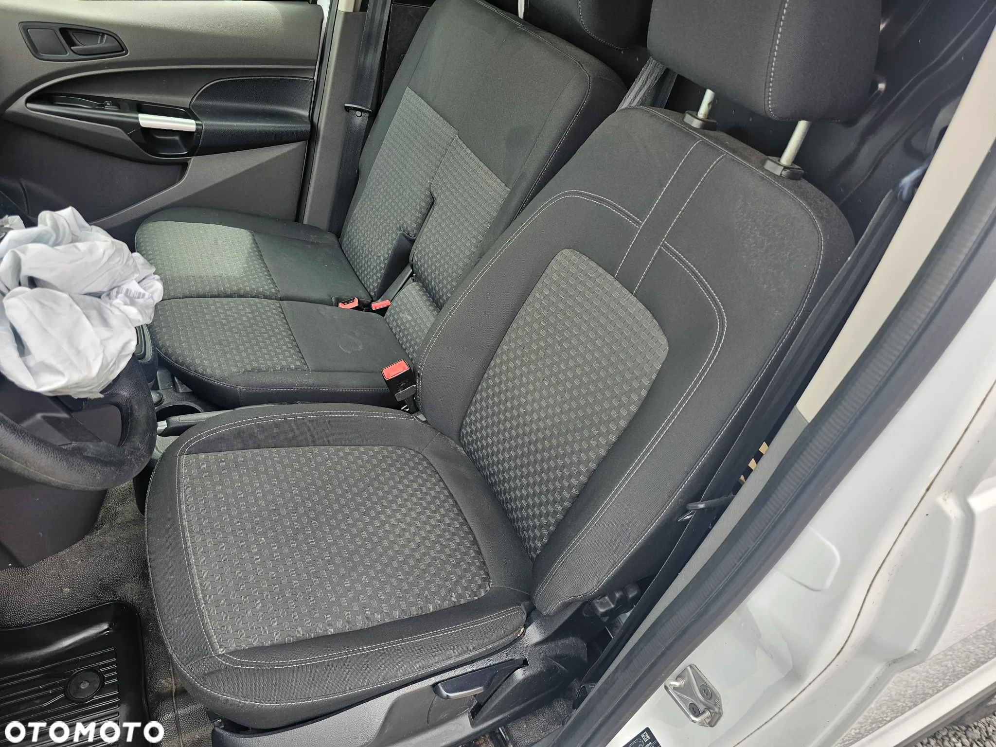 Ford Transit Connect - 15