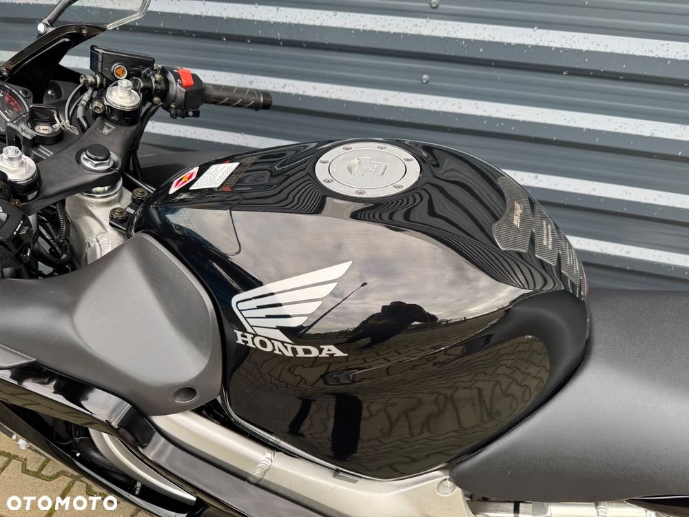 Honda CBR - 21