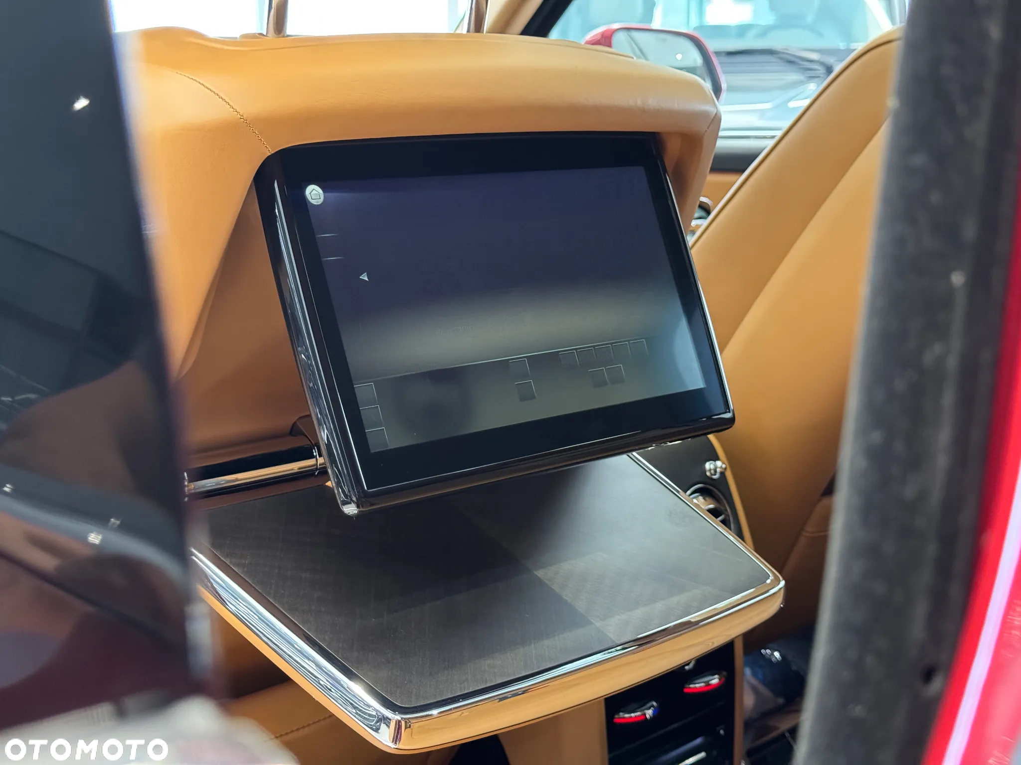 Rolls-Royce Cullinan - 30