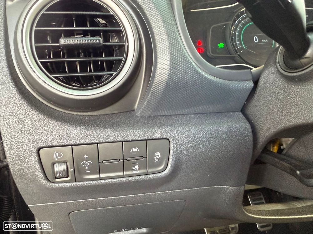 Hyundai Kauai - 16