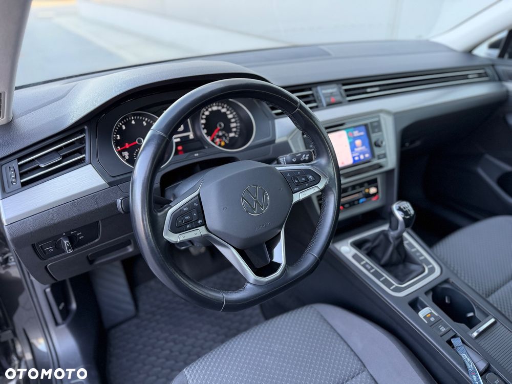 Volkswagen Passat 1.5 TSI EVO Business - 37
