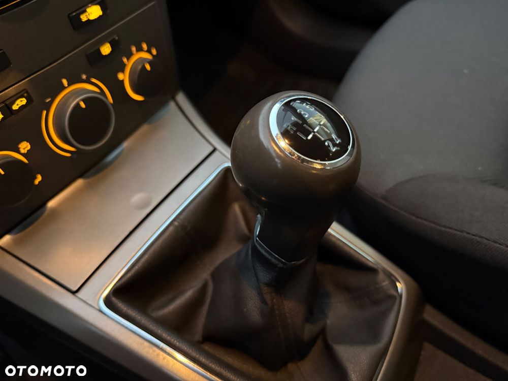 Opel Astra 1.4 NJoy - 7