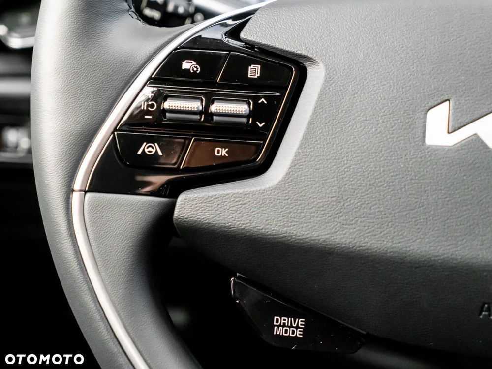 Kia Niro 1.6 GDI Hybrid M - 24