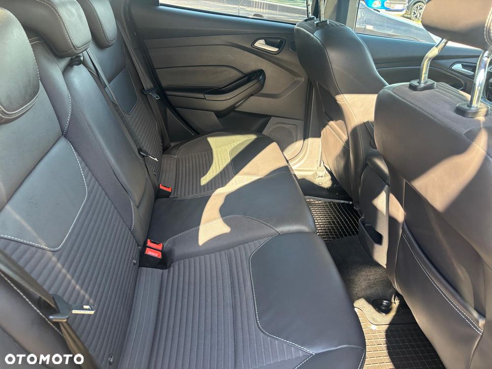 Ford Focus 2.0 TDCi Titanium ASS - 36