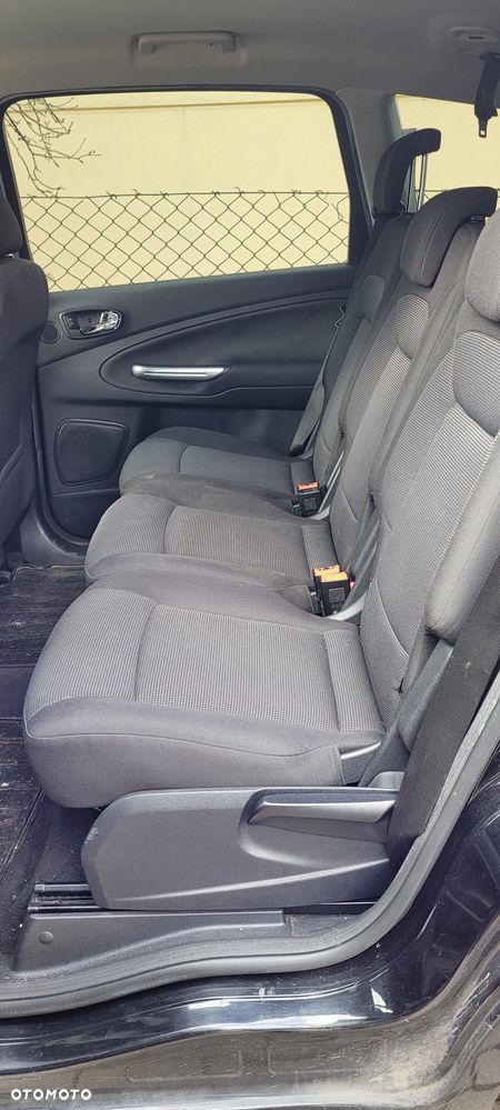 Ford S-Max 2.5 Titanium - 21