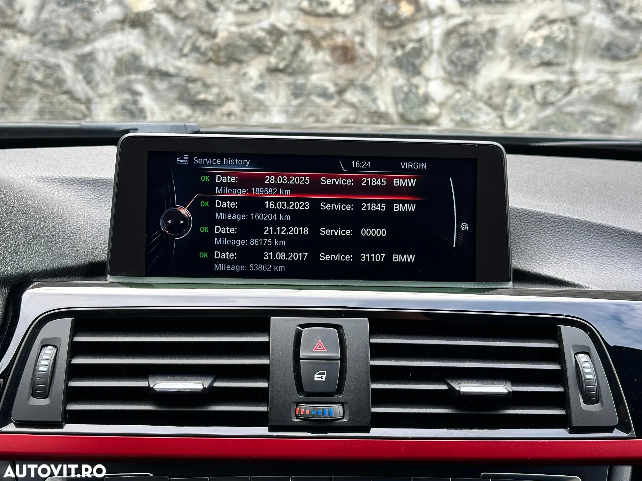 BMW Seria 3 320i Aut. Sport Line - 25