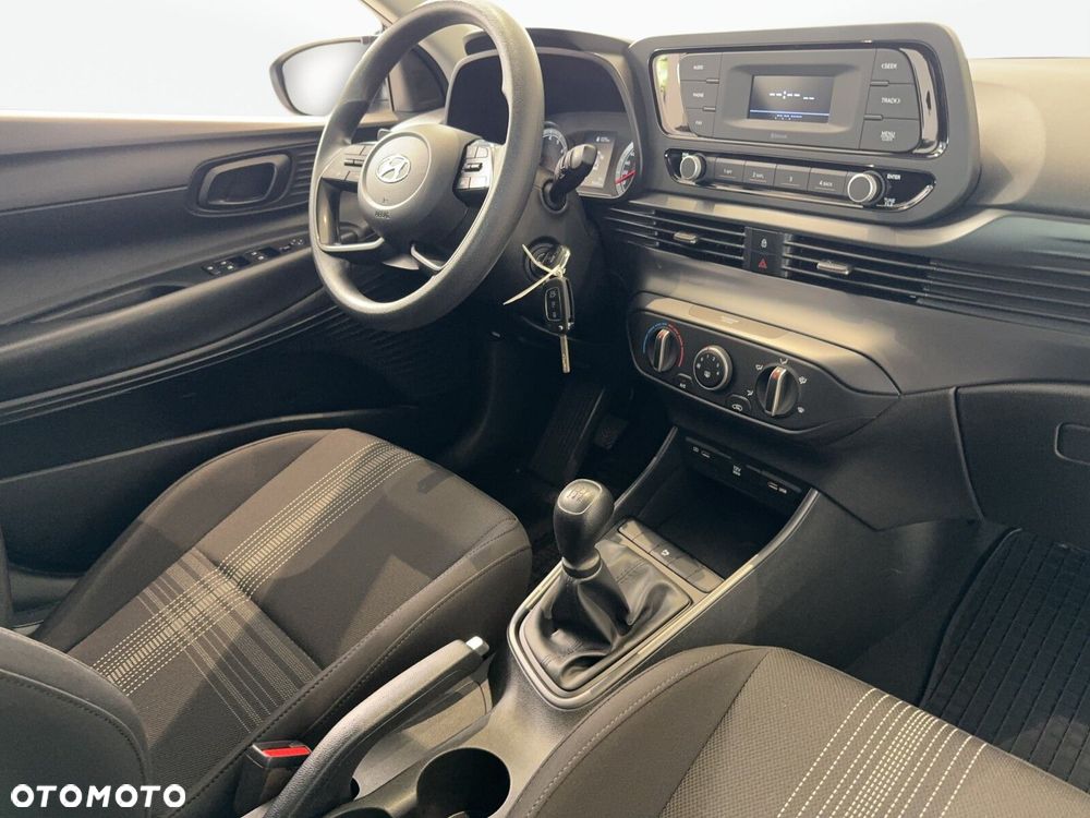 Hyundai i20 - 19