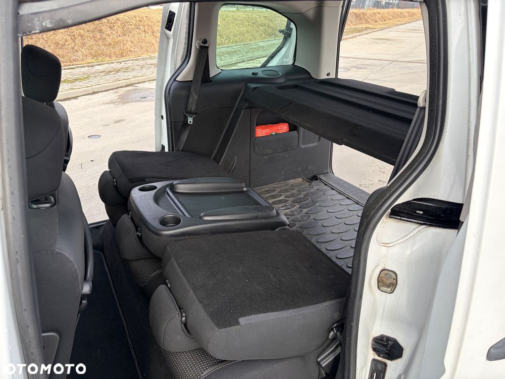 Peugeot Partner - 11