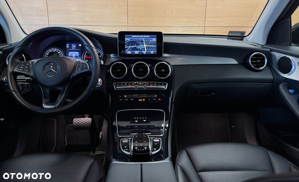 Mercedes-Benz GLC 220 d 4-Matic - 16