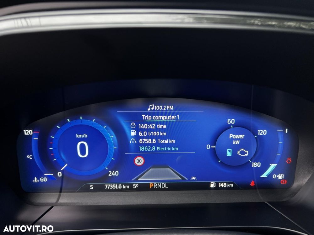 Ford Kuga 2.5 Duratec FHEV FWD ST Line - 8