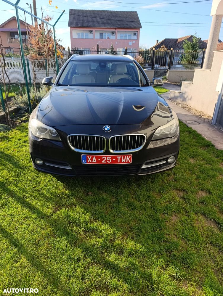 BMW Seria 5 520d Touring Aut. Luxury Line - 1