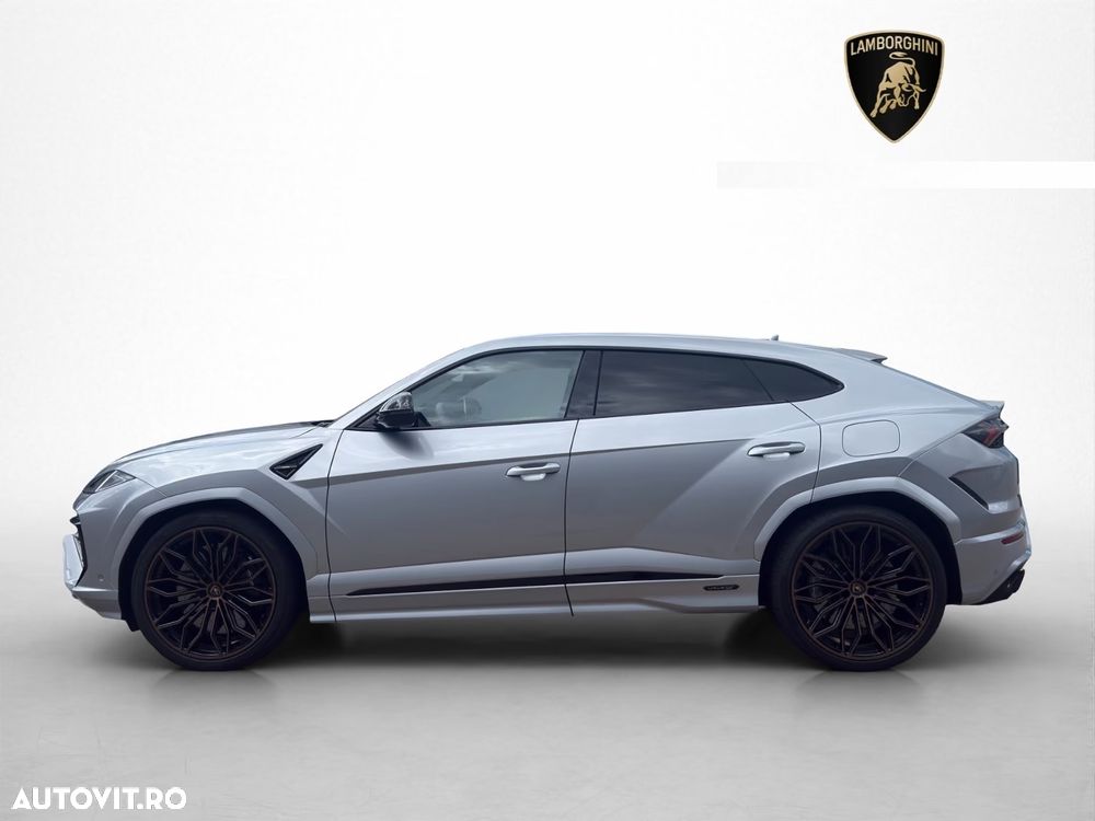 Lamborghini Urus - 4