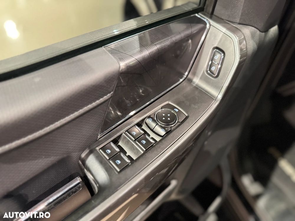 Ford F150 SuperCrew 3.5L PowerBoost Hybrid - 27