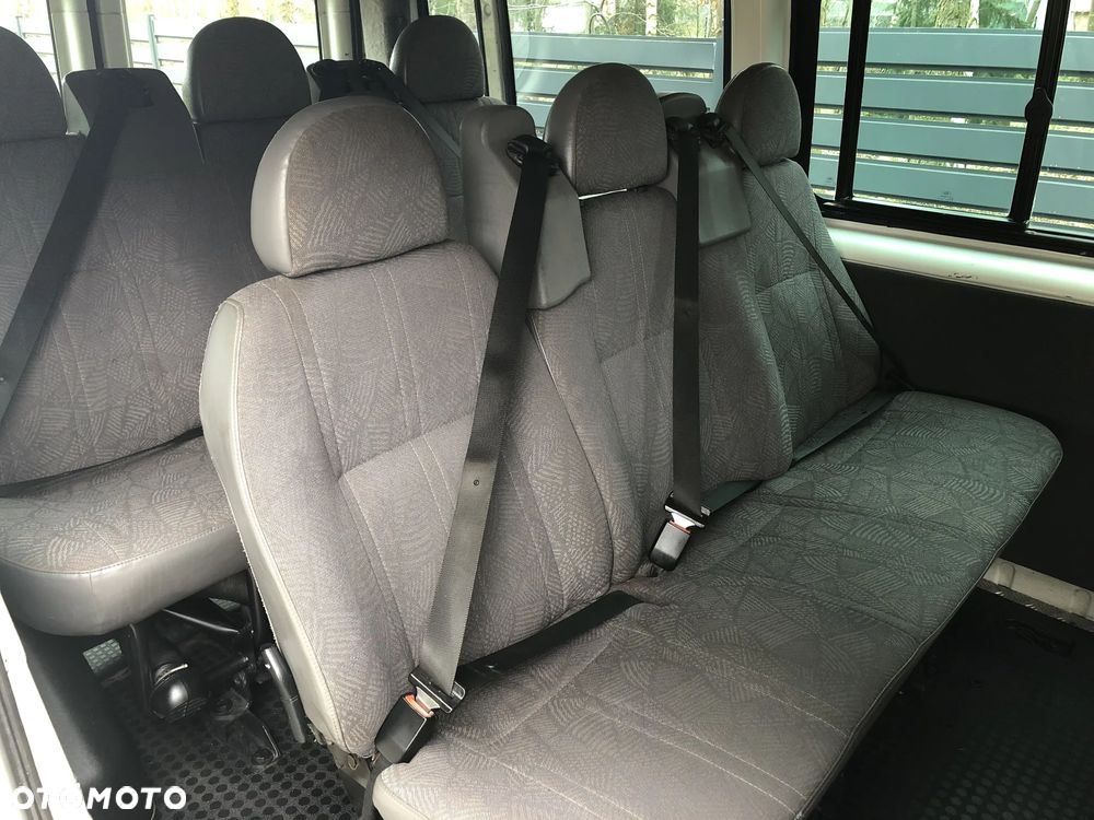 Ford Transit - 15