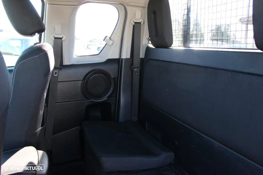 Toyota Hilux 2.4 D-4D 4WD CE Trial - 14